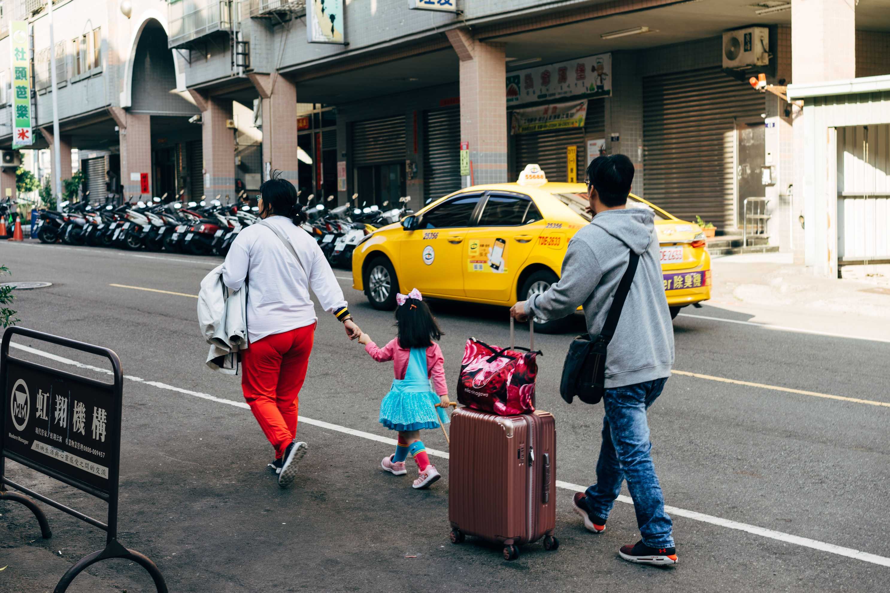 Family setting out on a weekend getaway